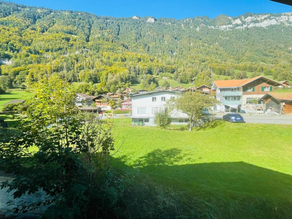 Swiss Chalet Holidays Рінґґенберґ Екстер'єр фото