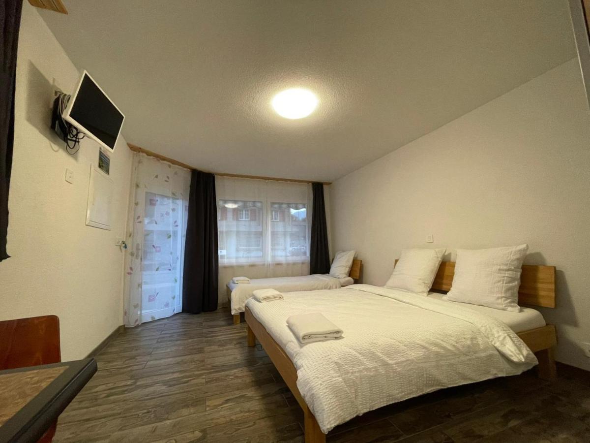 Swiss Chalet Holidays Рінґґенберґ Екстер'єр фото