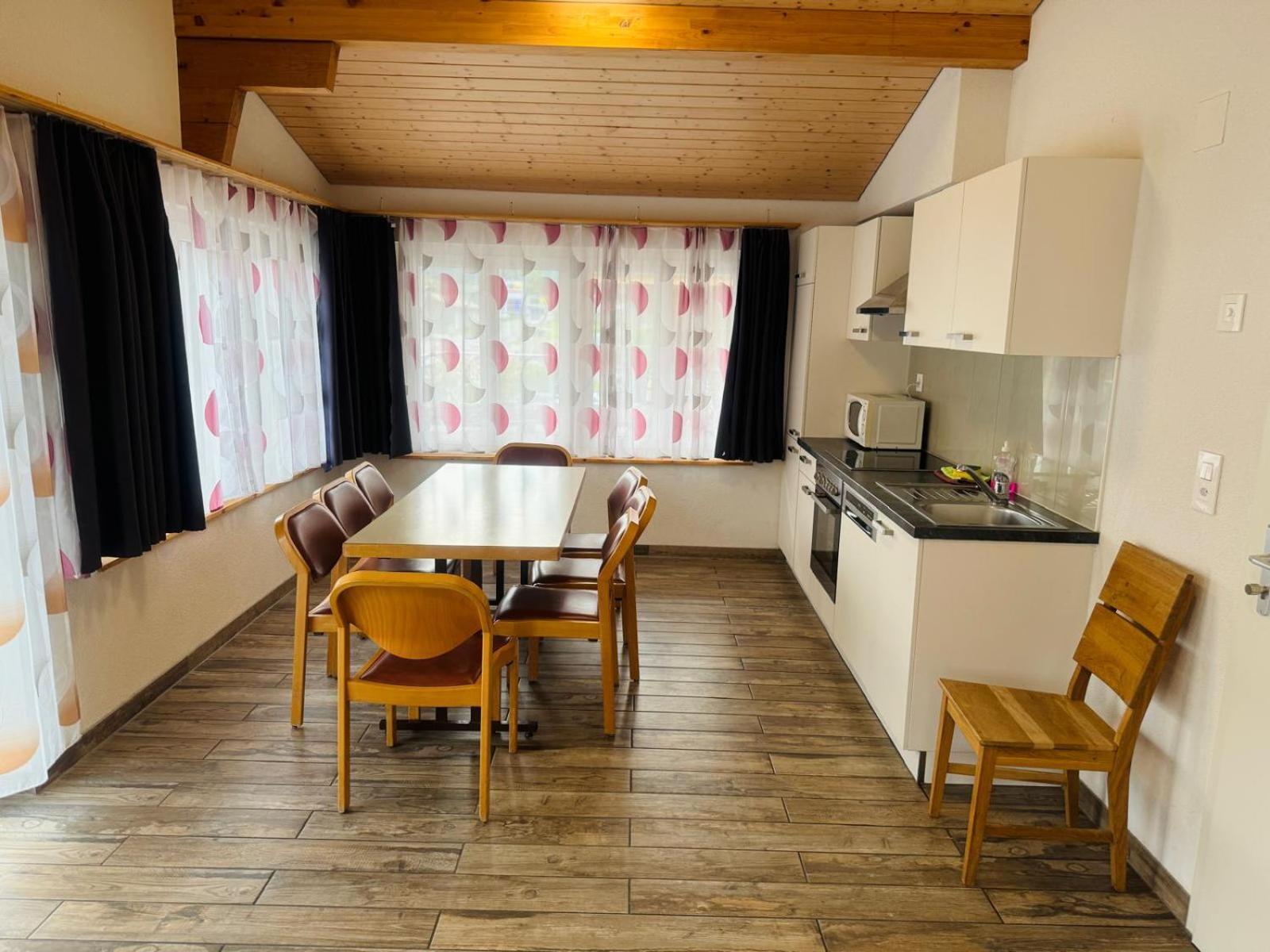 Swiss Chalet Holidays Рінґґенберґ Екстер'єр фото
